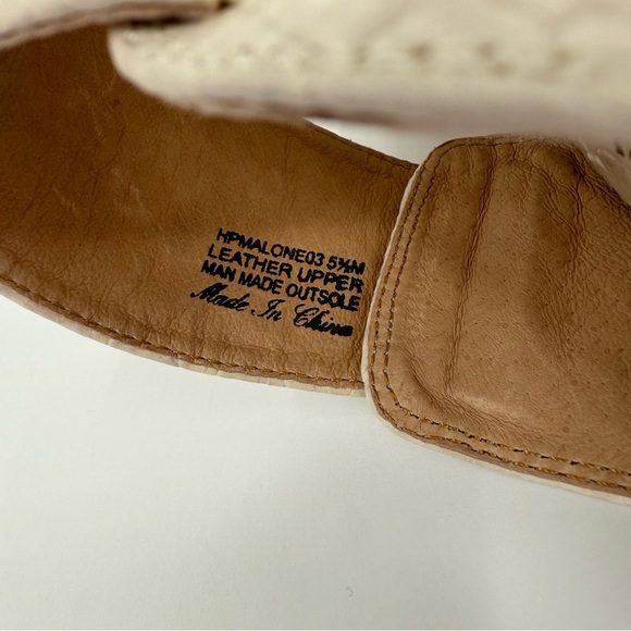 Donald J. Pliner Malone Leather Wedge Thong Sandals Size 5.5 - Picture 3 of 10